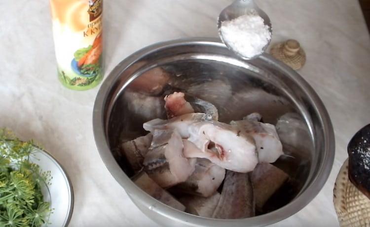 Tranches de sel de goberge.