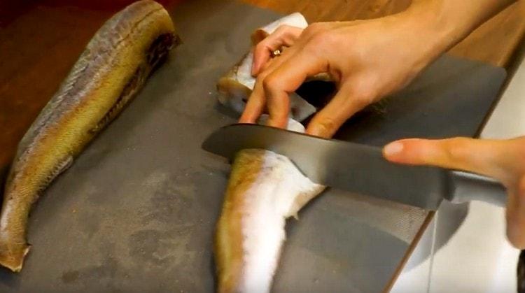 Tăiați poligonul în bucăți de porțiune.