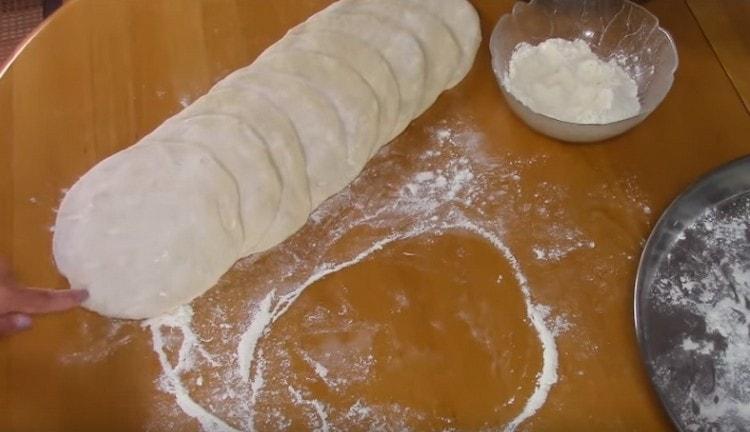 Vi ruller alle emner ud på denne måde.