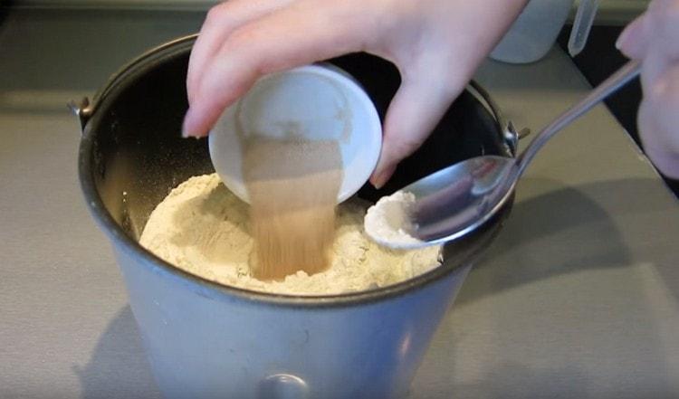 Poslední, kdo přidá kvasinky.