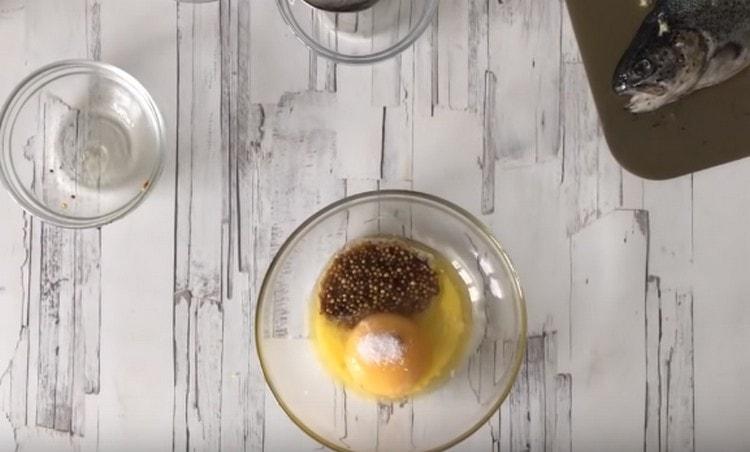 También agregamos semillas de mostaza y sal.