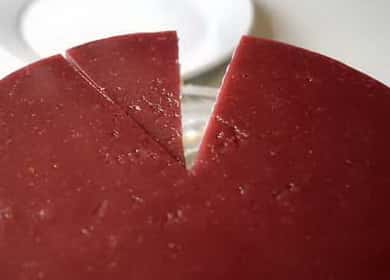 Bolo de queijo sem mascarpone com uma receita passo a passo com foto