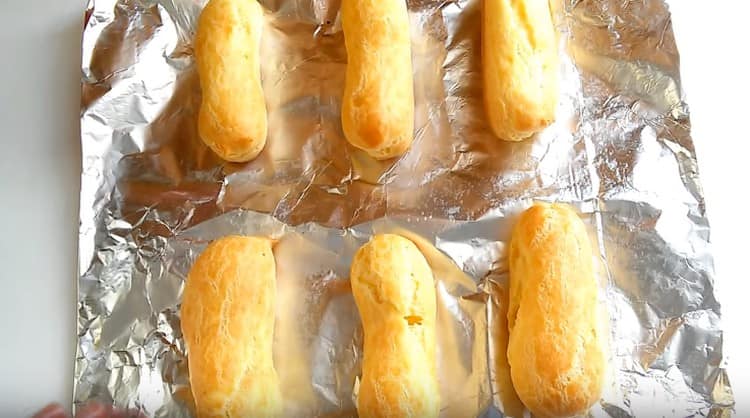 Quan coure eclairs, no obriu el forn.