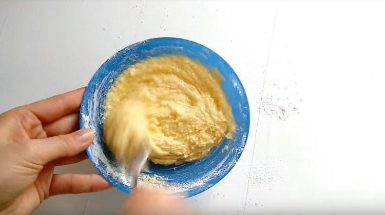 Tritureu-ho tot a una consistència homogènia.