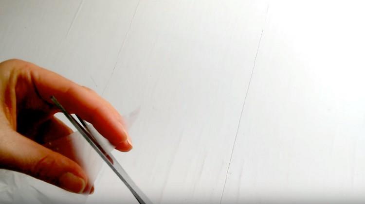 Per formar eclairs, podeu utilitzar una bossa de pastisseria d’un sol ús.