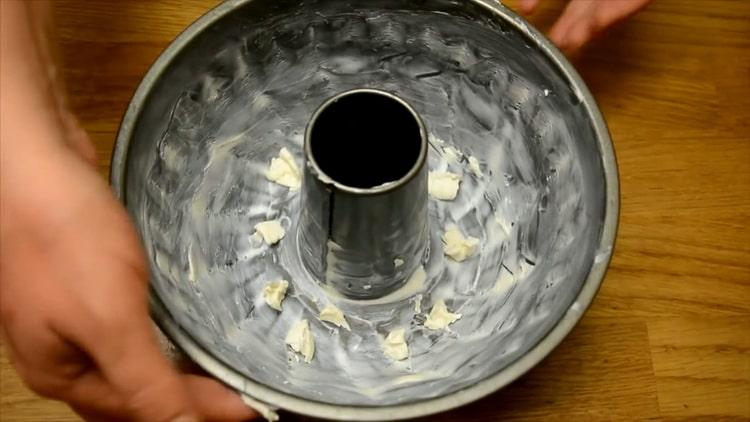 להכנת מאפין כתום, הכינו תבנית