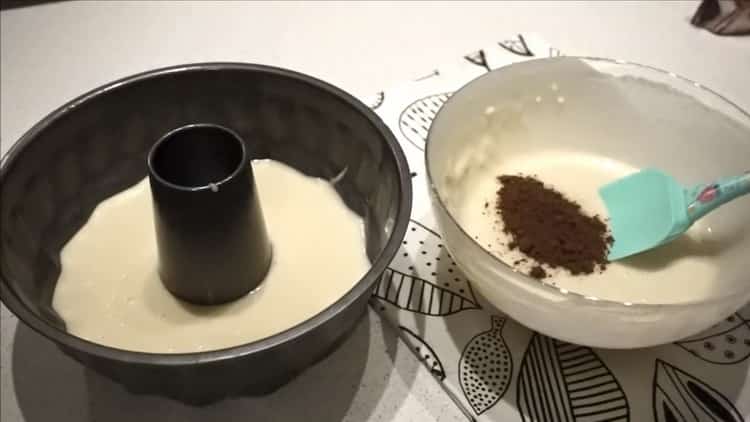 Pentru a face o ceașcă rapidă, adăugați cacao