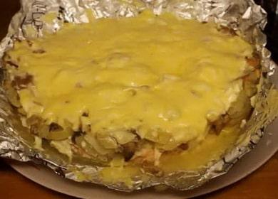 Velsmagende kongerosa laks kogt i en langsom komfur