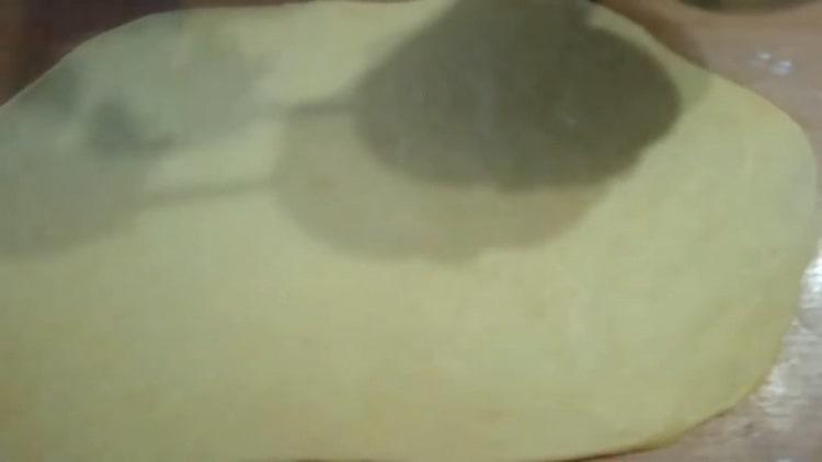 Roll z těsta, aby se domácí housky.