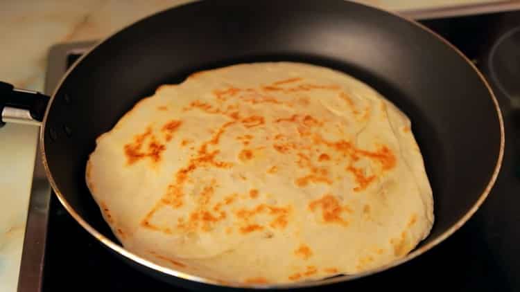 Precalentar el horno para pasteles indios