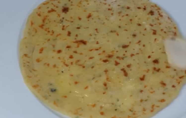 Kartoffelkuchen in einer Pfanne fertig