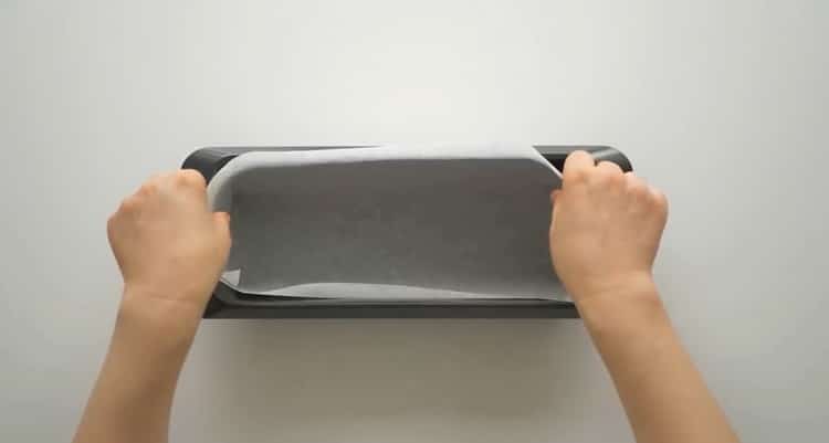 Pentru a face o cupcake cu o cireșă, pregătiți o matriță