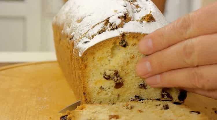 košíček s rozinkami