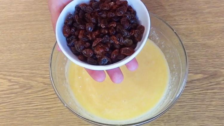 Afegiu les panses per fer magdalena de kefir