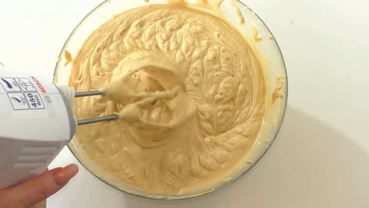 Bereiten Sie für die Zubereitung der Waffelröllchencreme alle Zutaten zu