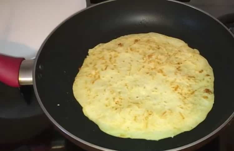 за да приготвите мързелив Ханурики, запържете тестото