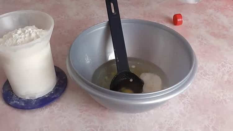 Sigt mel for at fremstille tortillas på saltvand