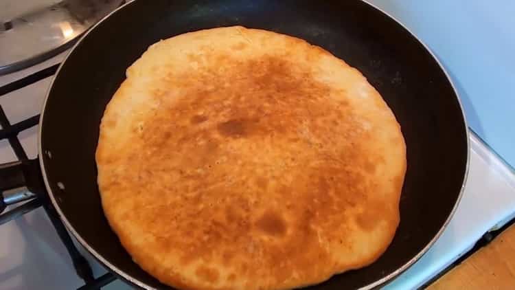 Bollos de crema agria en una sartén: una receta paso a paso con fotos