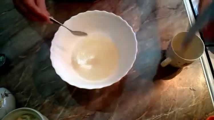 За да приготвите узбекски питки във фурната, подгответе съставките