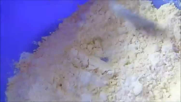 Pour préparer des tortillas mexicaines, préparez les ingrédients