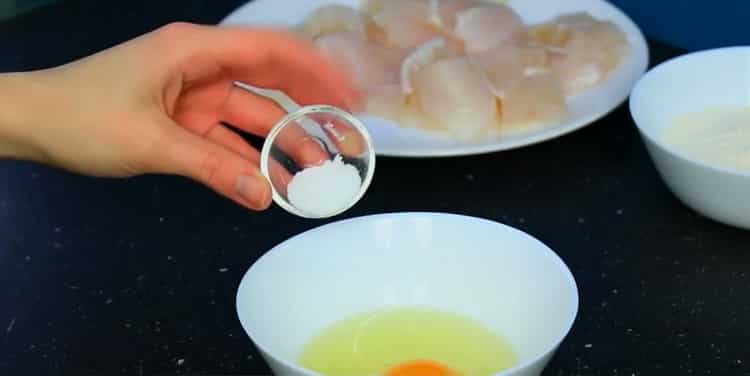 Pentru a pregăti limba mării în bătaie. pregătiți ingredientele