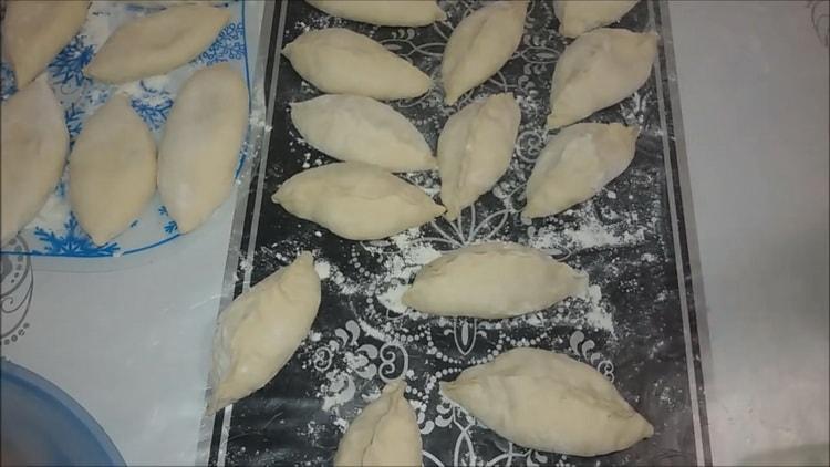 Cum să înveți cum să gătești plăcinte delicioase cu cartofi