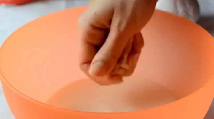 لعمل فطائر مع بذور الخشخاش ، تحضير المكونات