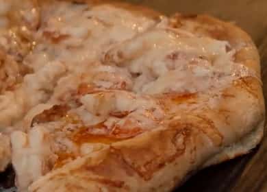 Karidesli pizza: fotoğrafla adım adım tarif