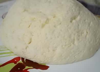 Cum să înveți cum să gătești delicios aluat de prăjitură pufos cu drojdie