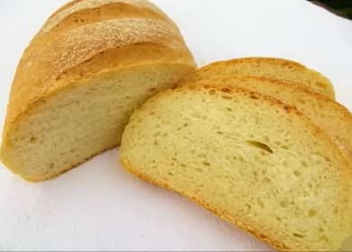 Uma receita simples para pão branco - leve ao forno