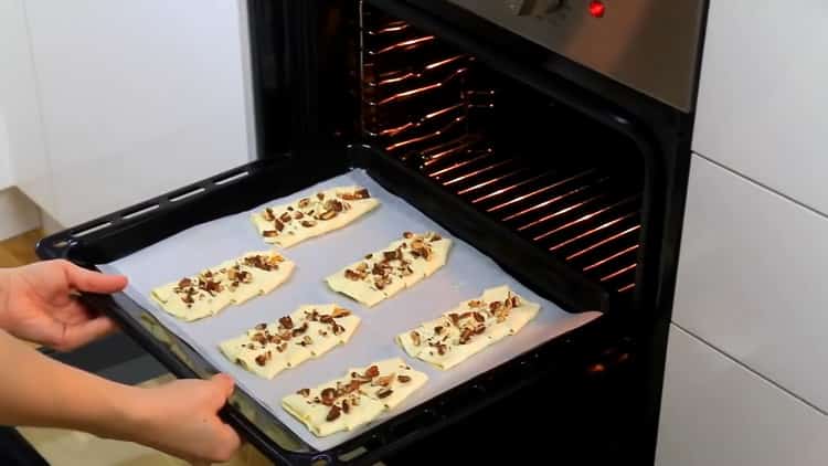 Загрейте фурната, за да направите бучки