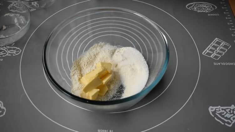 Pour mélanger les cabines, mélanger les ingrédients de la chapelure