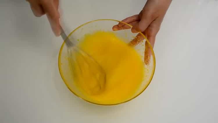 Bland ingredienserne til vaffelrulledejen