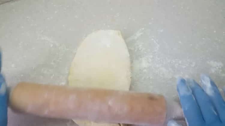 За да приготвите епруветките с протеинов крем, подгответе съставките