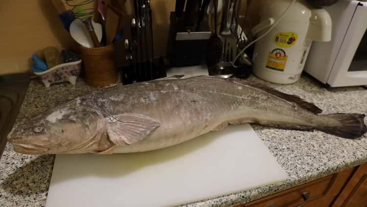 Pentru a pregăti supa de burbot, pregătiți ingredientele