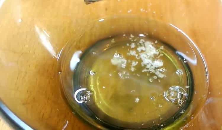 להכין זנדר ממולא מקציפים את החלבון