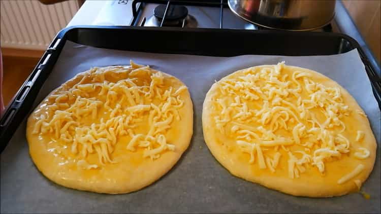 Khachapuri georgiano com queijo Suluguni - uma deliciosa receita