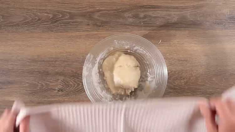 להכנת החצ'אפורי באמרטי, מבשלים טטסו