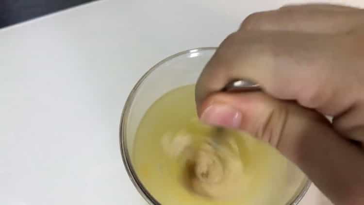 Bereiten Sie die Zutaten vor, um Molkebrot zuzubereiten