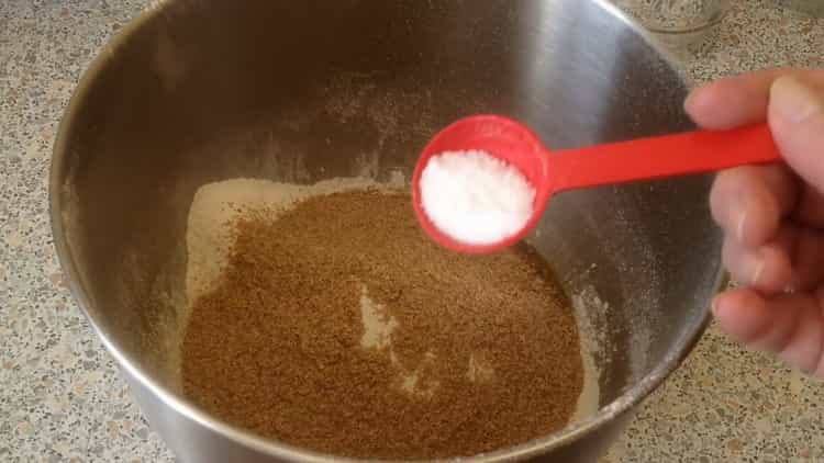 Para preparar pão de farelo, prepare os ingredientes