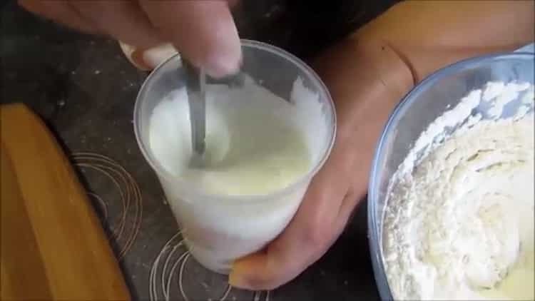 Innan du lagar potatis, förbered ingredienserna