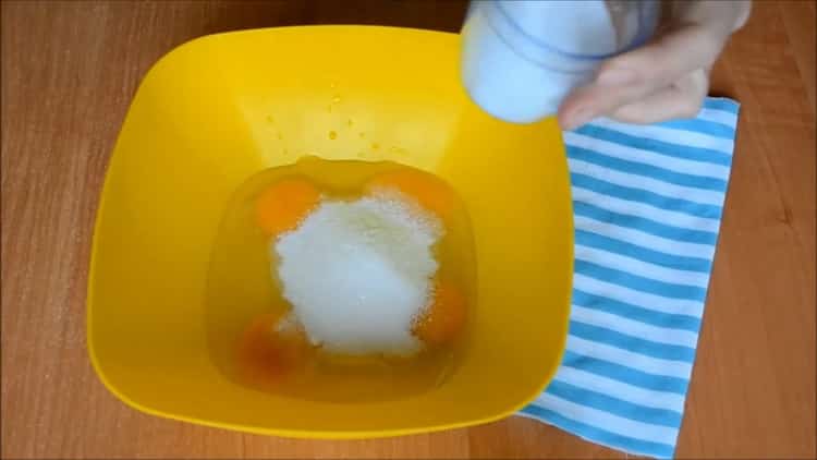 Pentru a face chuck tătar, adăugați zahăr