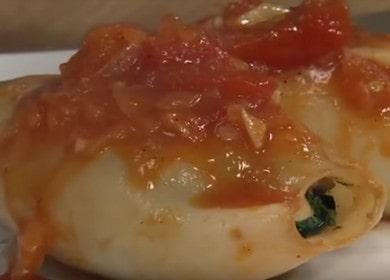 Gătim squide delicioase umplute cu ciuperci, conform unei rețete pas cu pas cu o fotografie.