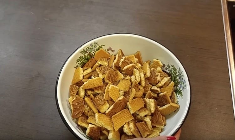 Rozdělujeme cookies na kousky.