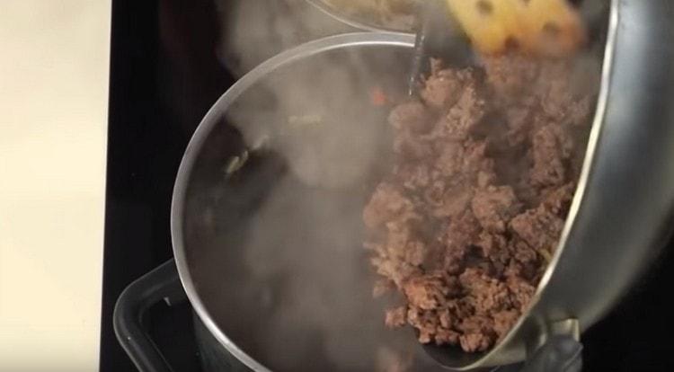 Cambiamos la carne picada a verduras.