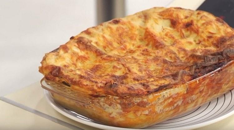 Apetitosa Lasaña Boloñesa lista.