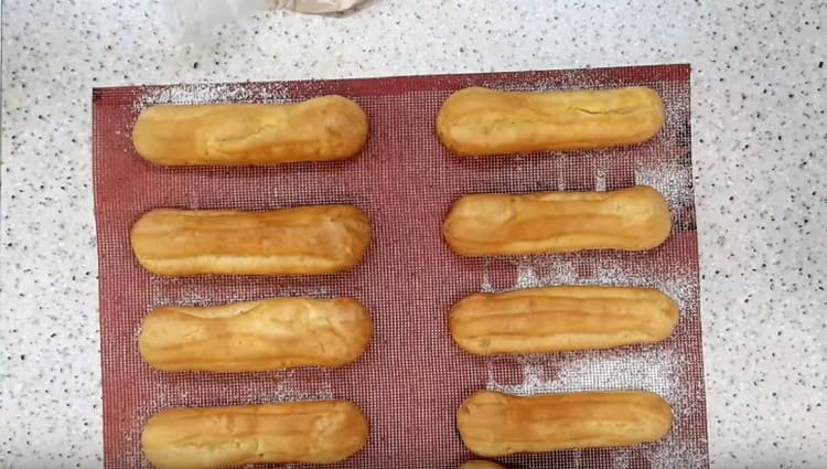 Eclairs جاهزة.