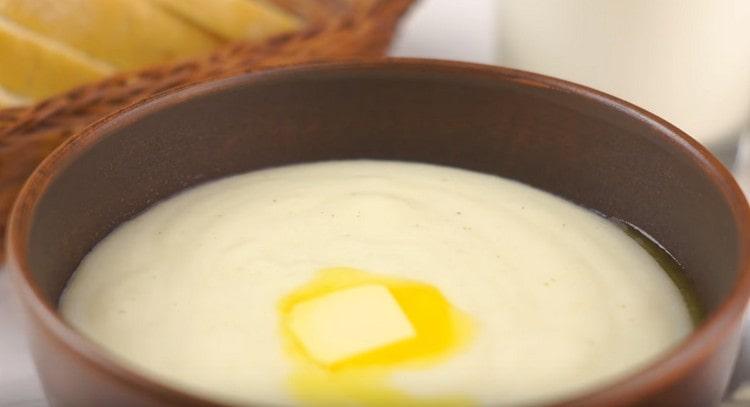 La semoule sans grumeaux est prête.