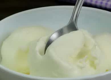 A receita para um sorvete suave e delicioso em uma sorveteira 🍨