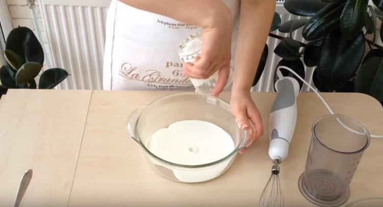 Crema trebuie încălzită.